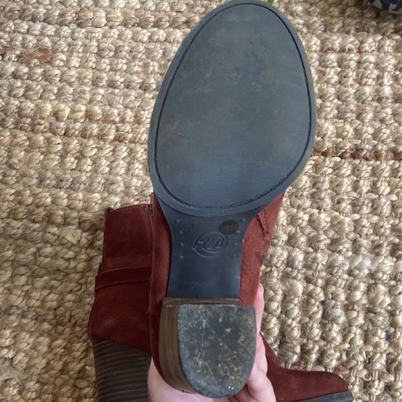 Lucky Brand rusty red suede booties - Picture 8 of 9